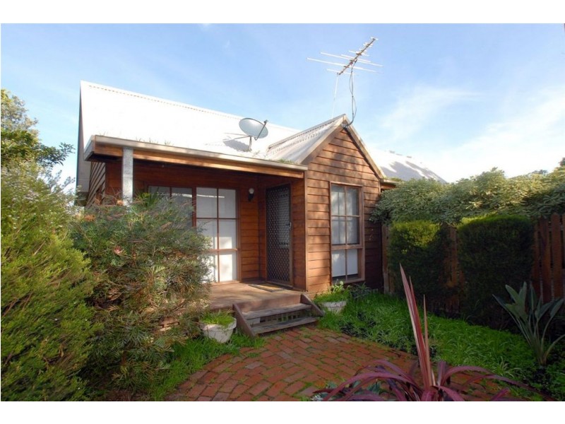 2/22 Kirkwood Avenue, Seaford VIC 3198