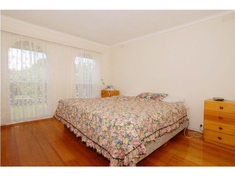 19 Downs Road, Seaford VIC 3198