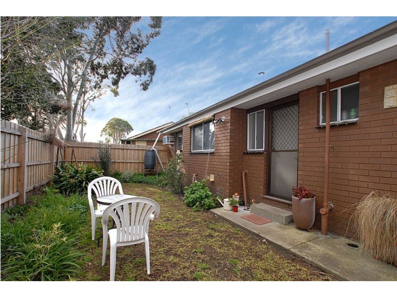 2/49 Boonong Avenue, Seaford VIC 3198