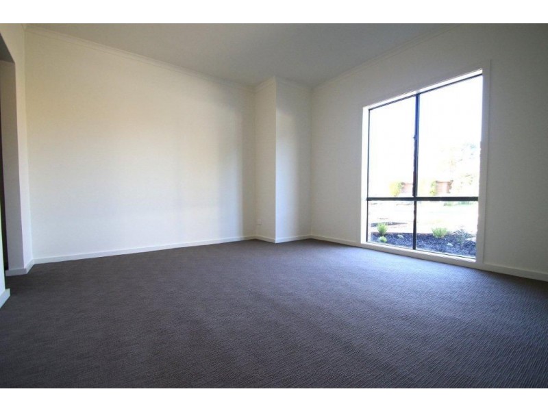 2 Madden Street, Seaford VIC 3198