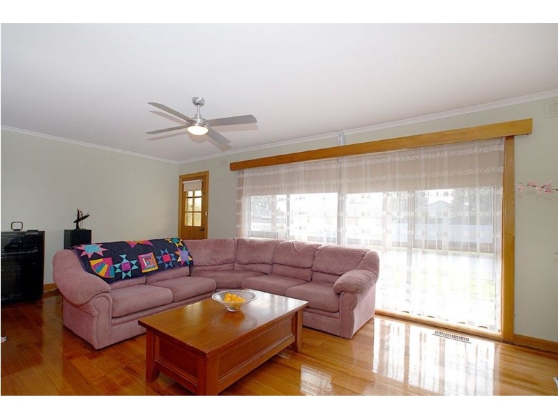 6 Manyung Court, Seaford VIC 3198