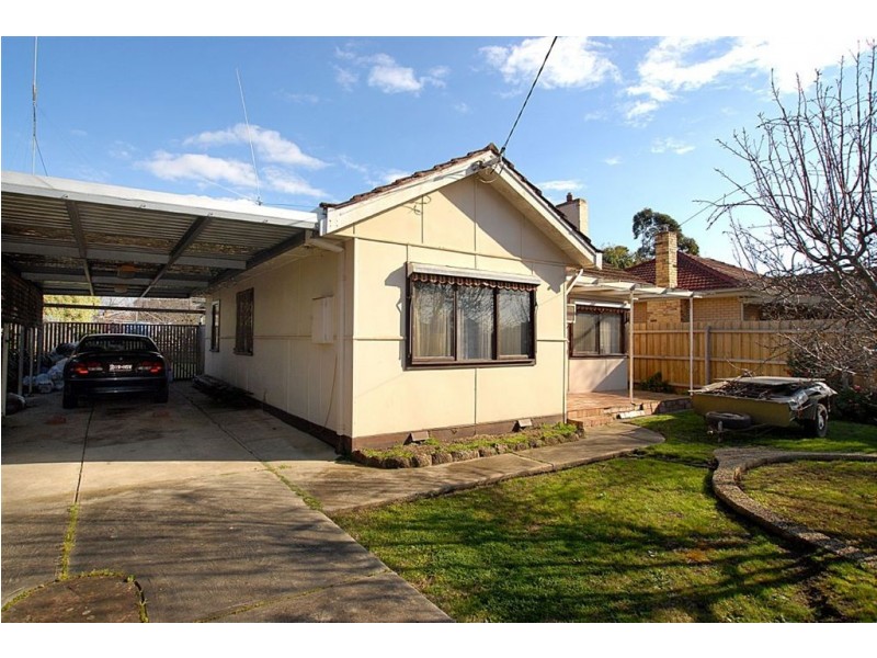 18 Austin Road, Seaford VIC 3198
