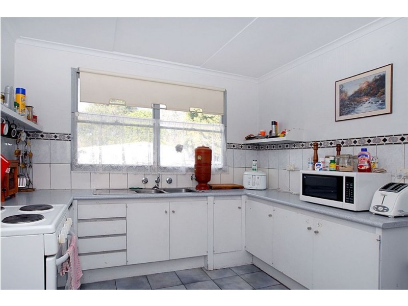 27 Longleaf street, Frankston North VIC 3200