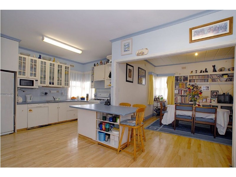 4 Park Street, Seaford VIC 3198