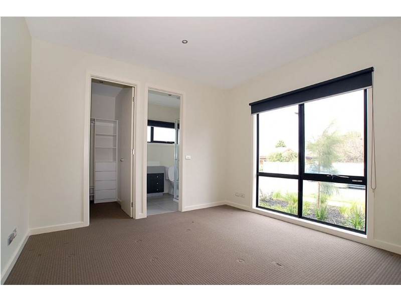 1/5 Park Street, Seaford VIC 3198