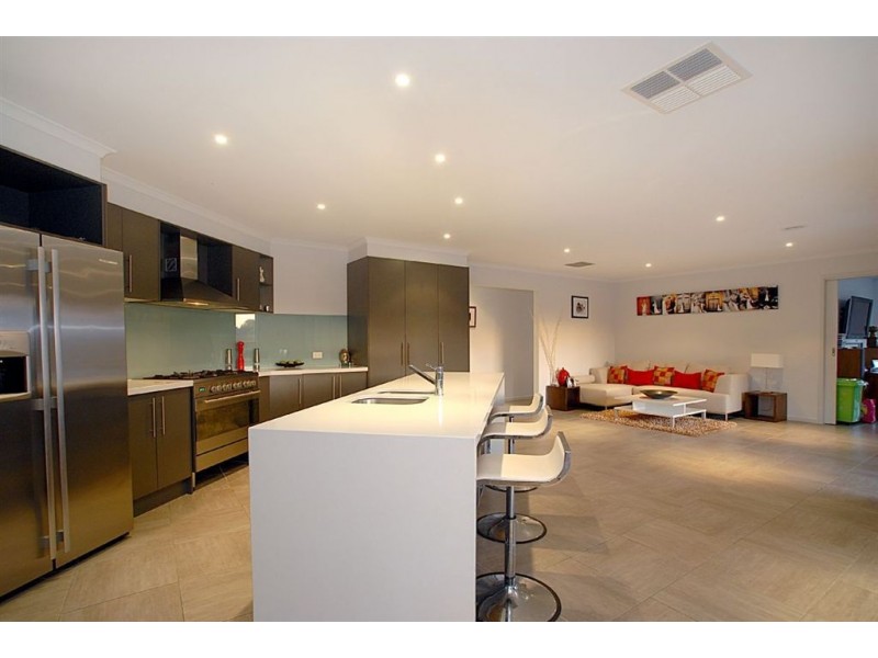 46 Milroy Crescent, Seaford VIC 3198