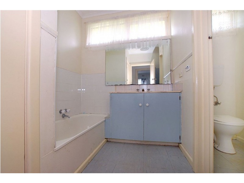 24 Seacrest Avenue, Seaford VIC 3198