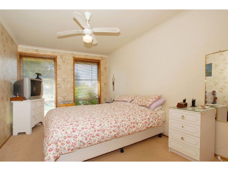 22 Hoya Crescent, Frankston North VIC 3200