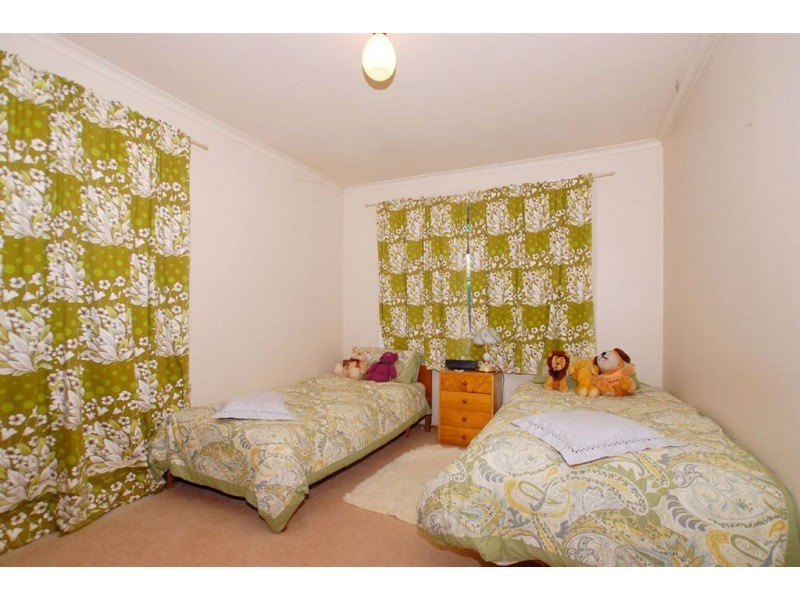 22 Hoya Crescent, Frankston North VIC 3200