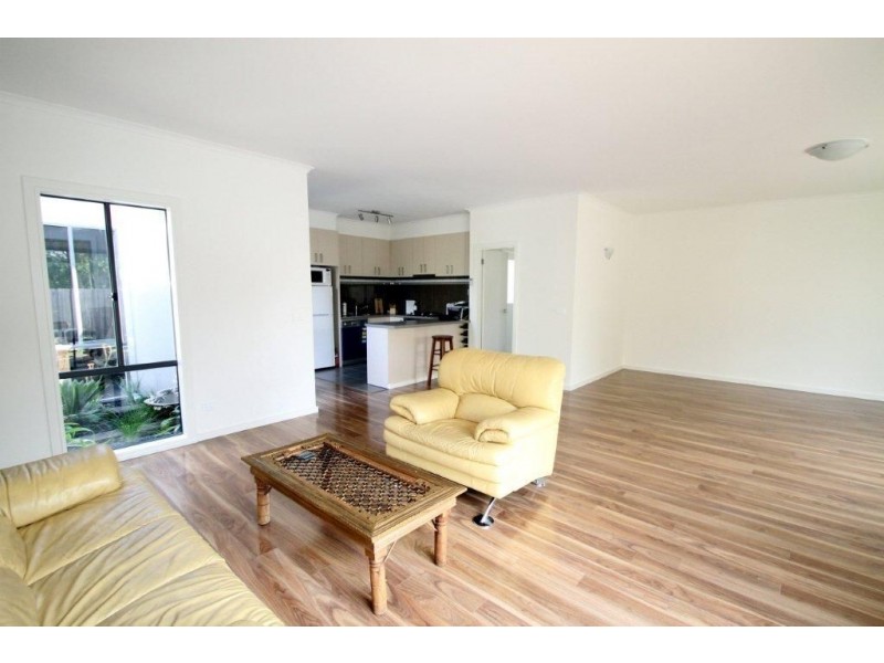 4A Madden Street, Seaford VIC 3198