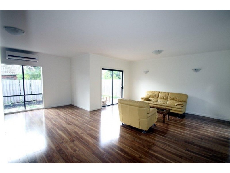 4A Madden Street, Seaford VIC 3198