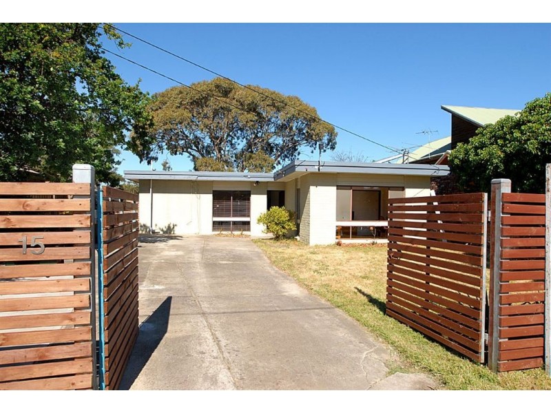 15 Kelvin Avenue, Seaford VIC 3198