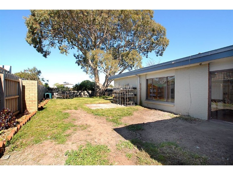 15 Kelvin Avenue, Seaford VIC 3198