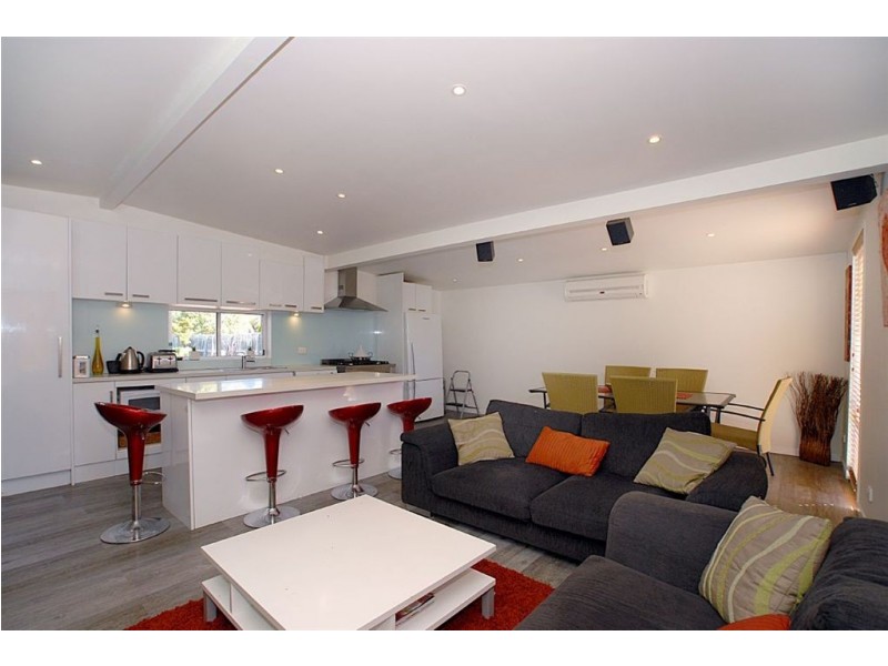 40 Emanuel Drive, Seaford VIC 3198