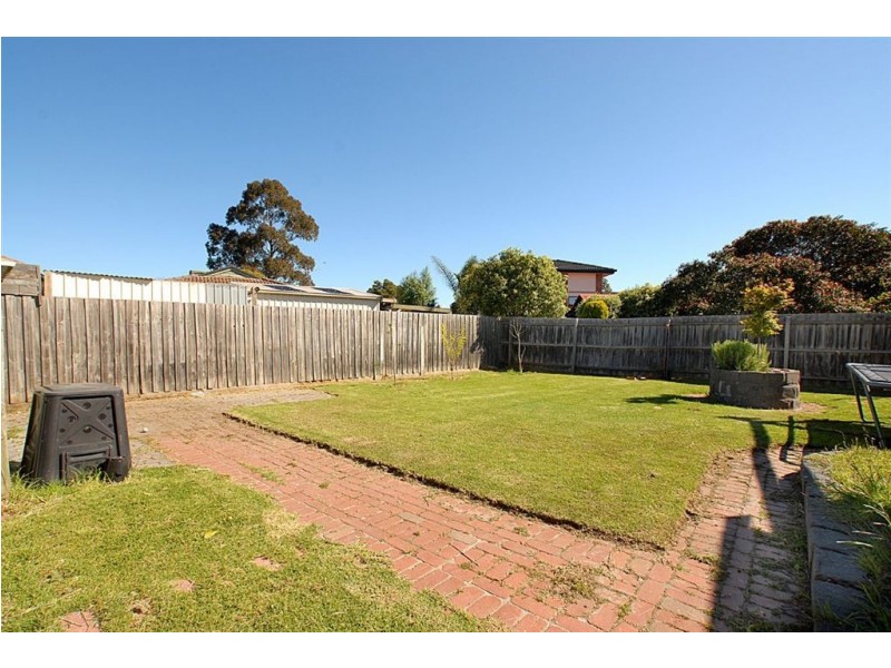 40 Emanuel Drive, Seaford VIC 3198