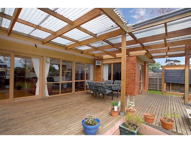 26 Carrington Avenue, Seaford VIC 3198