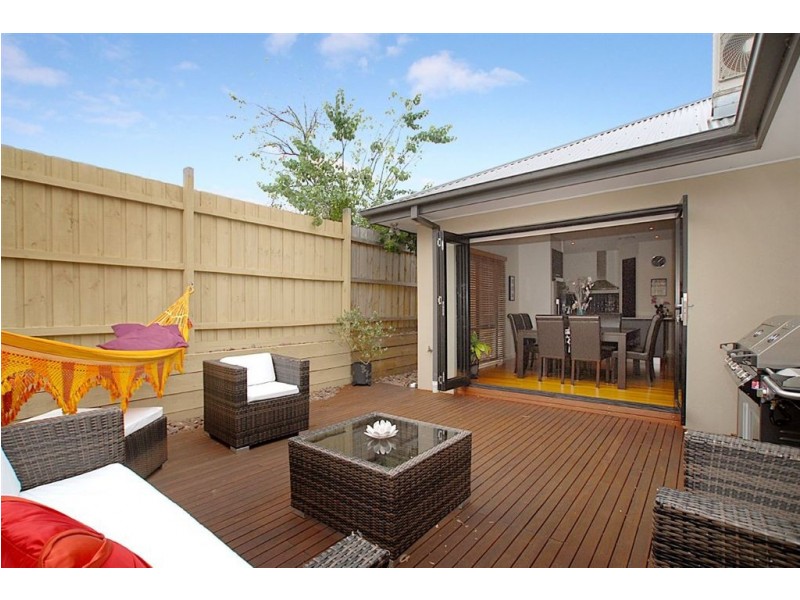 2/30 Newton Street, Seaford VIC 3198