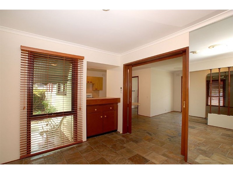 70 Maple Street, Seaford VIC 3198