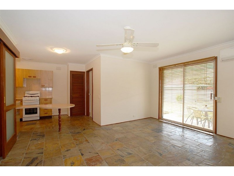 70 Maple Street, Seaford VIC 3198