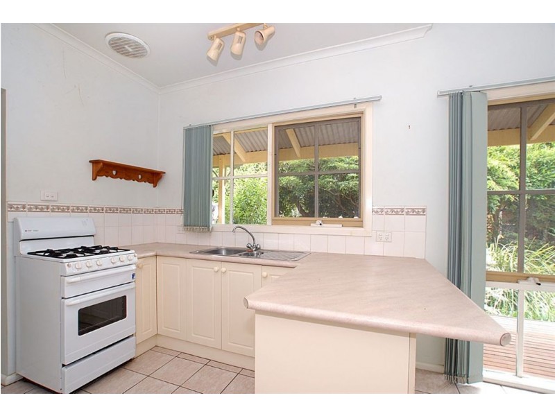 81 Fortescue Avenue, Seaford VIC 3198