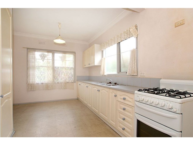 81A Fortescue Avenue, Seaford VIC 3198