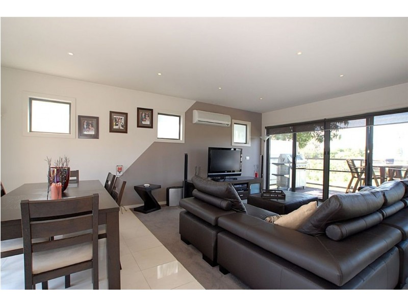 4/43 Nepean Highway, Seaford VIC 3198