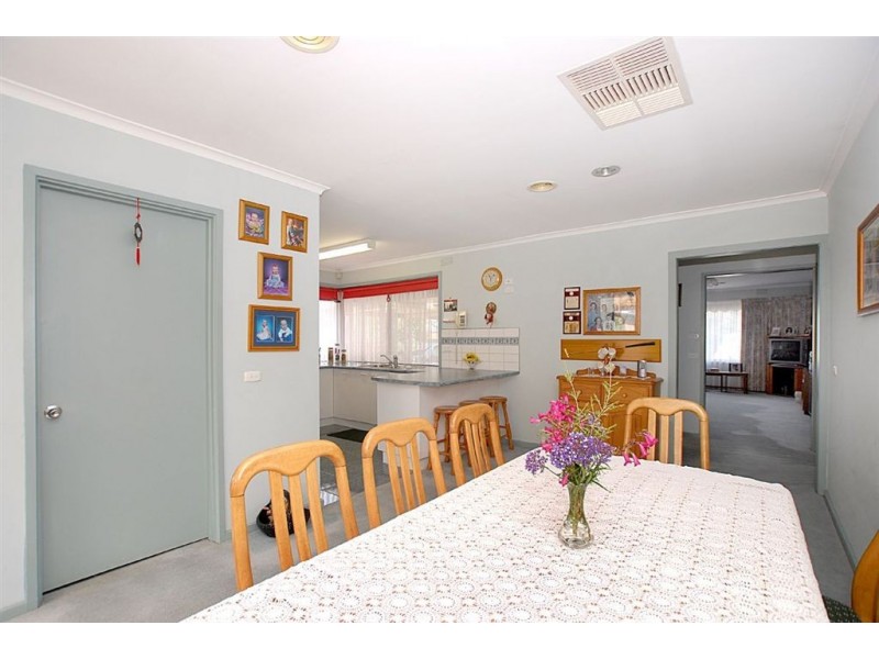 4 Whitby Way, Seaford VIC 3198