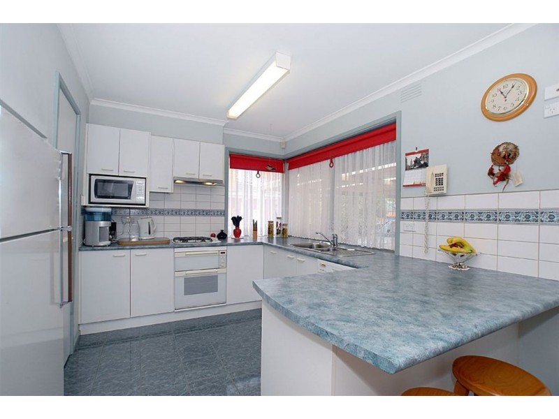 4 Whitby Way, Seaford VIC 3198