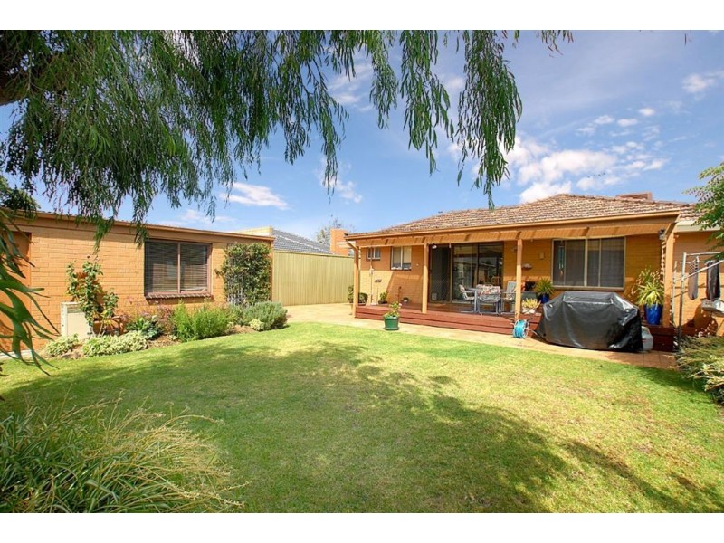 4 Whitby Way, Seaford VIC 3198