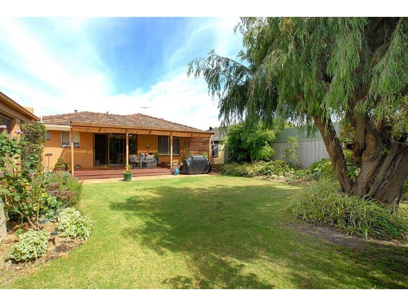 4 Whitby Way, Seaford VIC 3198