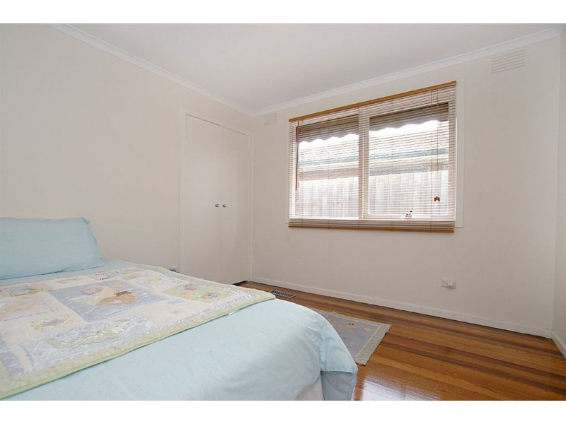 37 Maple Street, Seaford VIC 3198