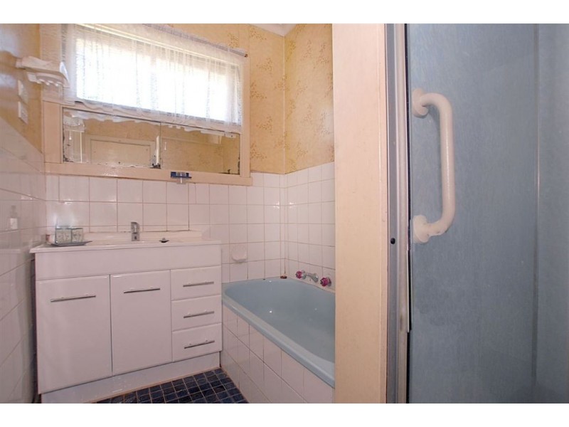 133 Railway Parade, Seaford VIC 3198