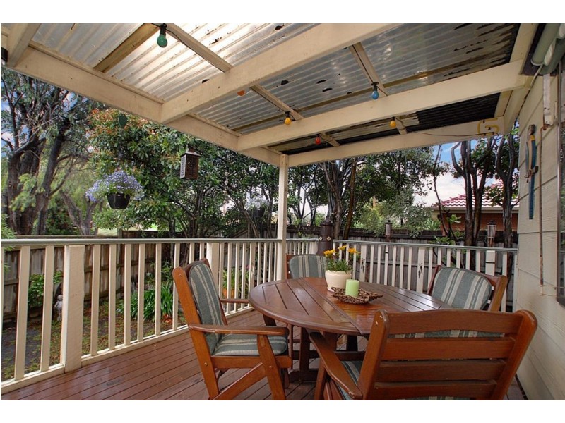 2 Mountain View Crescent, Seaford VIC 3198