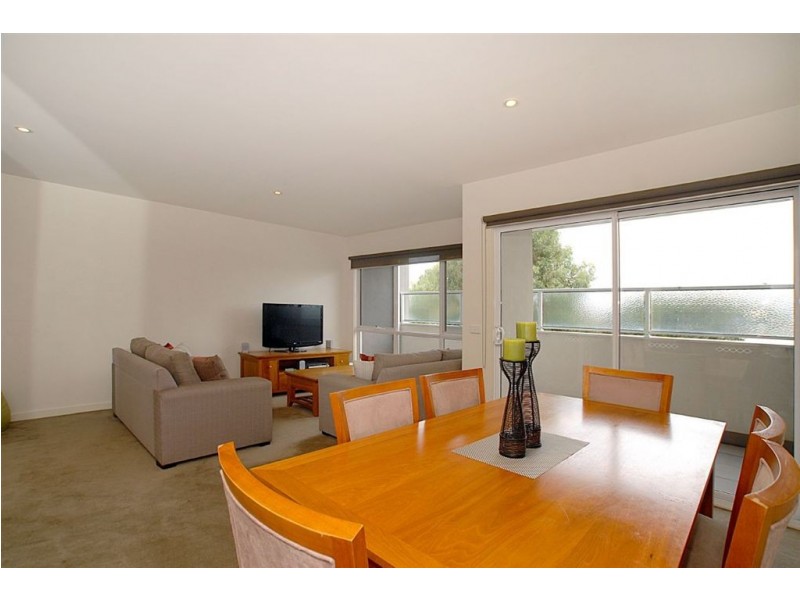 8/107 Nepean HIghway, Seaford VIC 3198