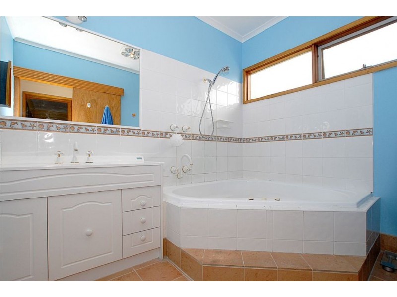 67 Kirkwood Avenue, Seaford VIC 3198