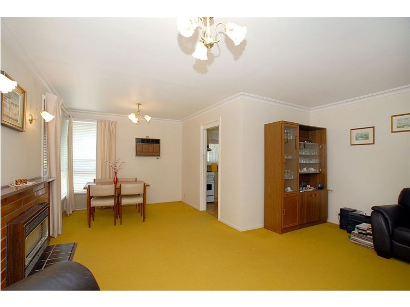 30 Hayman Avenue, Seaford VIC 3198