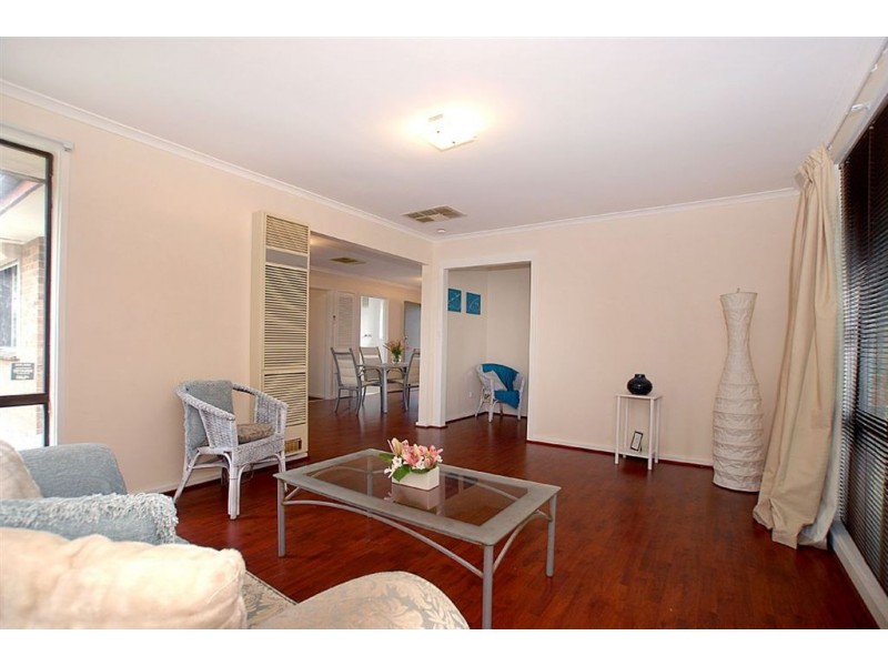 25 Hummerstone Road, Seaford VIC 3198