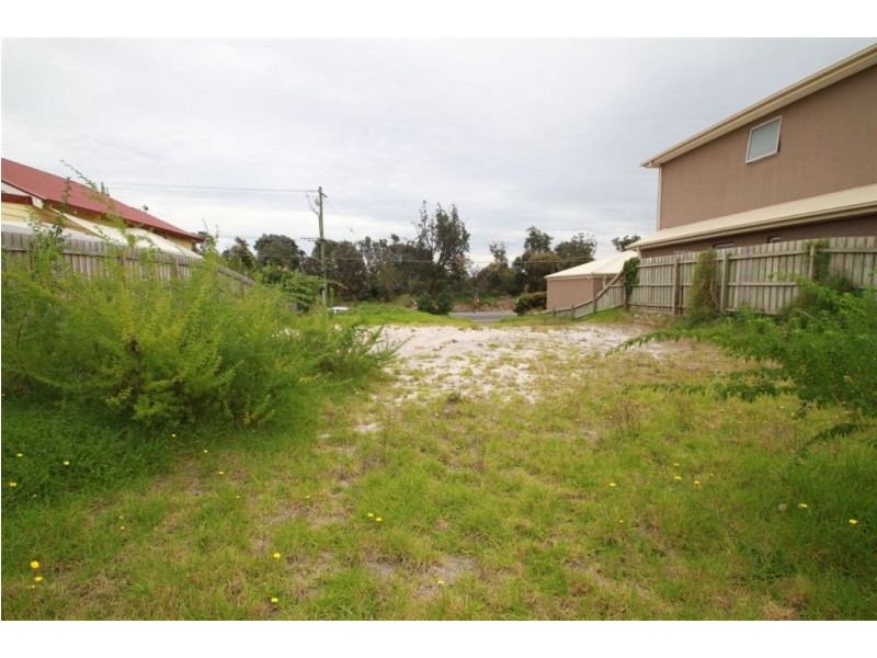 136 Nepean Highway, Seaford VIC 3198