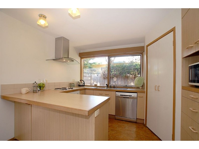 72 Kirkwood Avenue, Seaford VIC 3198