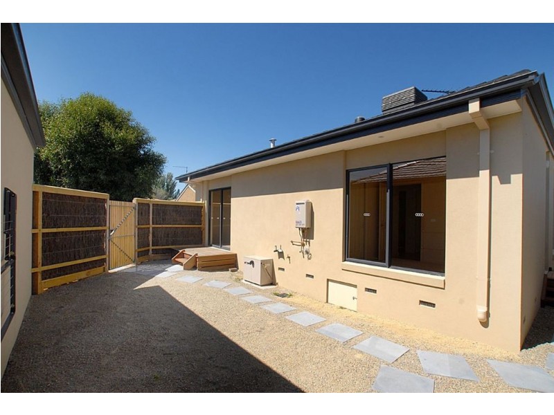 2/6 Molesworth Street, Seaford VIC 3198
