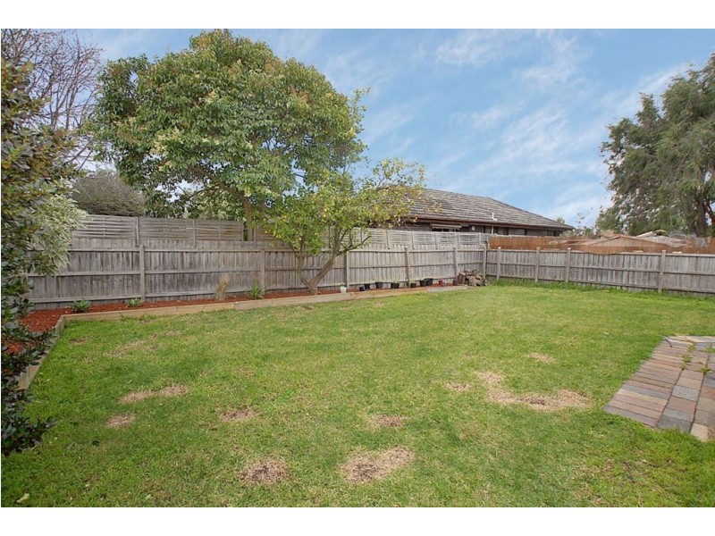 13 Taldra Crescent, Seaford VIC 3198