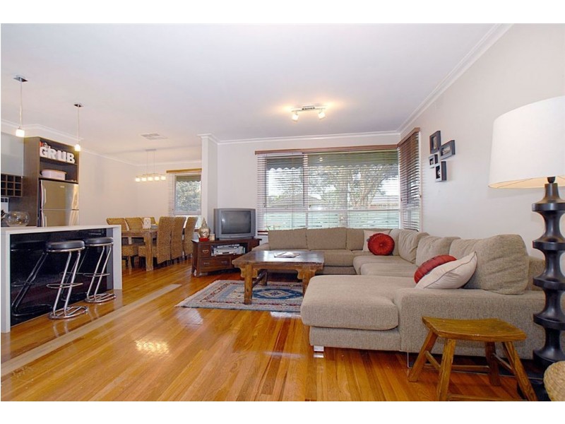 13 Taldra Crescent, Seaford VIC 3198