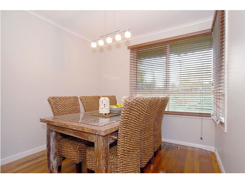 13 Taldra Crescent, Seaford VIC 3198