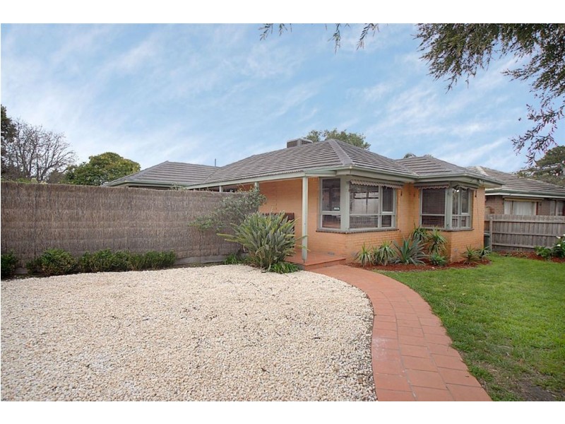 13 Taldra Crescent, Seaford VIC 3198