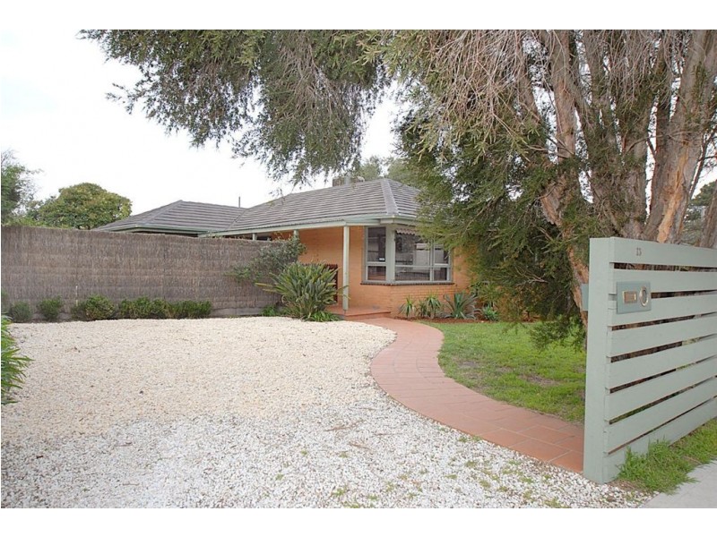13 Taldra Crescent, Seaford VIC 3198