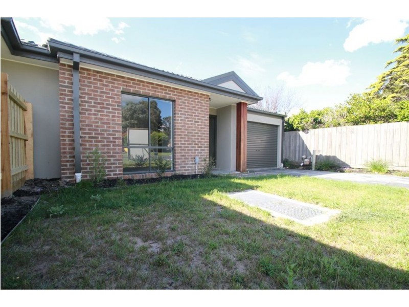 4A Madden Street, Seaford VIC 3198