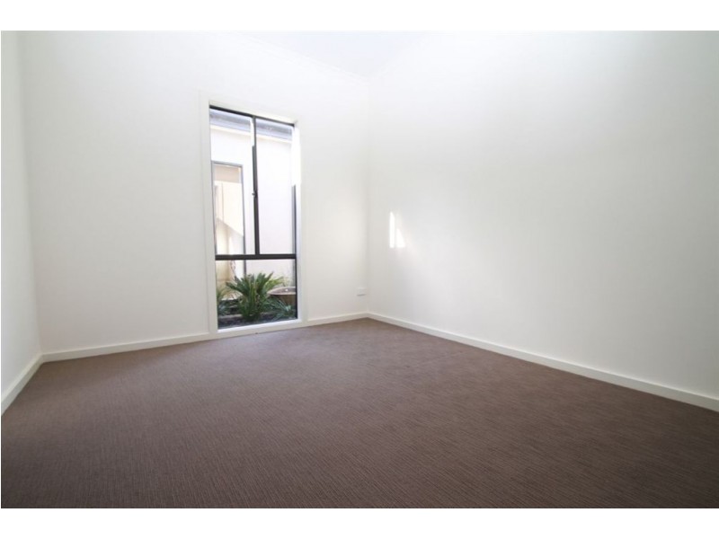 4A Madden Street, Seaford VIC 3198