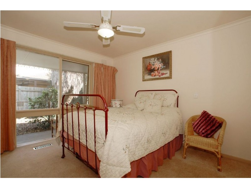 12 McBride Crescent, Seaford VIC 3198