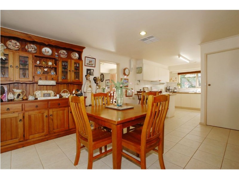 12 McBride Crescent, Seaford VIC 3198