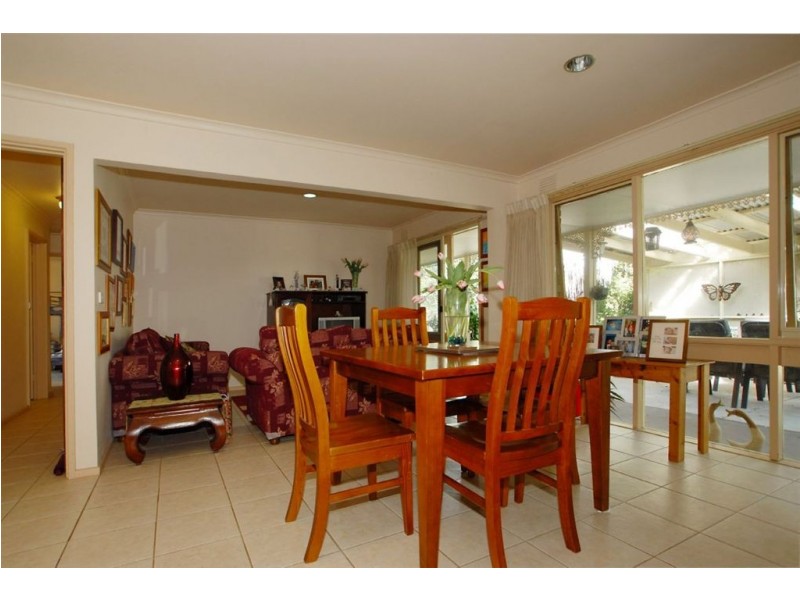 12 McBride Crescent, Seaford VIC 3198